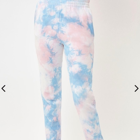 FRANKIE’S BIKINIS Set - Sweatsuit in Tie Dye - Picture 5 of 6